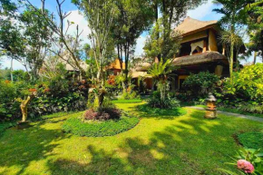 Punita 1 BR Grand Deluxe Garden ZN237